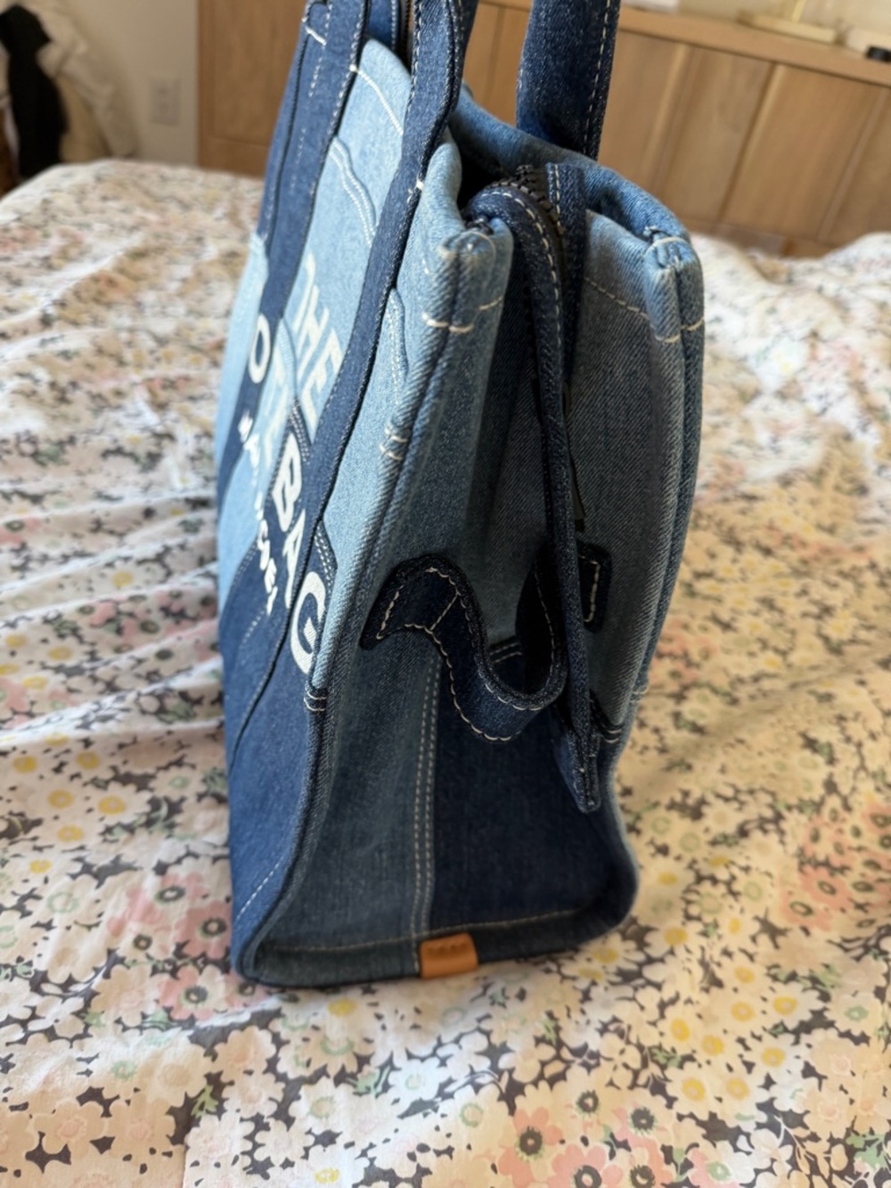 Marc Jacobs The Tote Bag LARGE Blue Denim - Picture 6 of 14